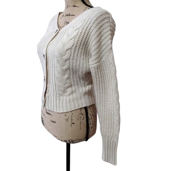 Moon & Madison Button-down Cardigan Cable Knit Sweater - XS - Picture 3 of 7